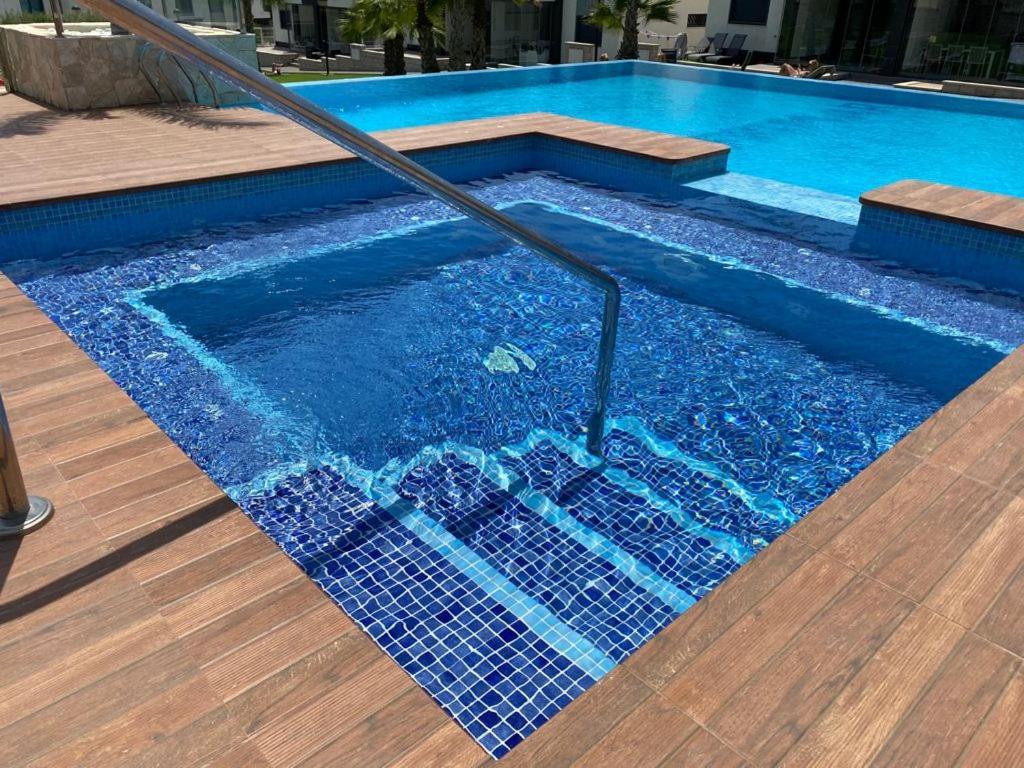 Luxury Penthouse Oasis Beach VIII Orihuela Costa Punta Prima 托雷维耶哈 外观 照片