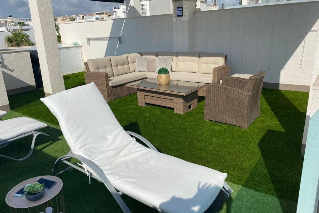 Luxury Penthouse Oasis Beach VIII Orihuela Costa Punta Prima 托雷维耶哈 外观 照片
